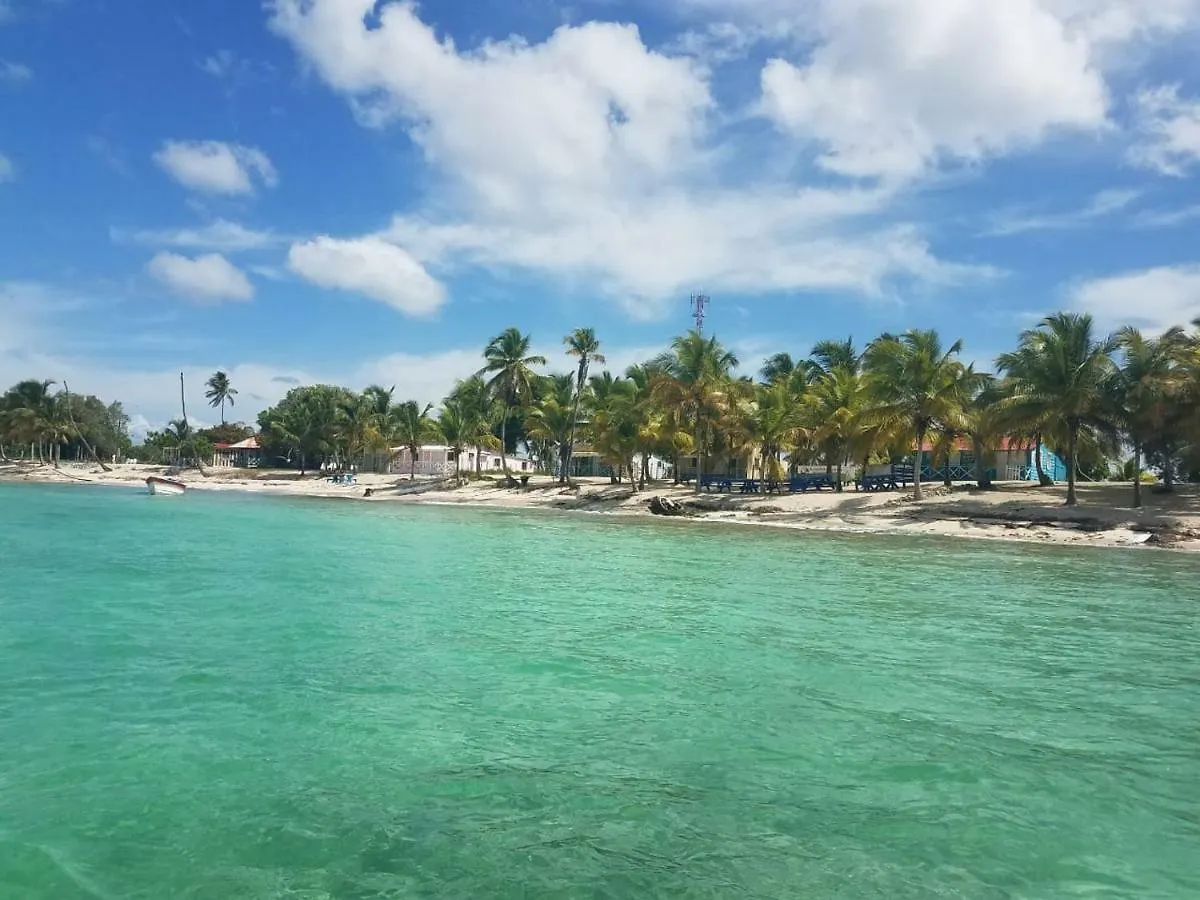 Isla Saona Vandrarhem Mano Juan
